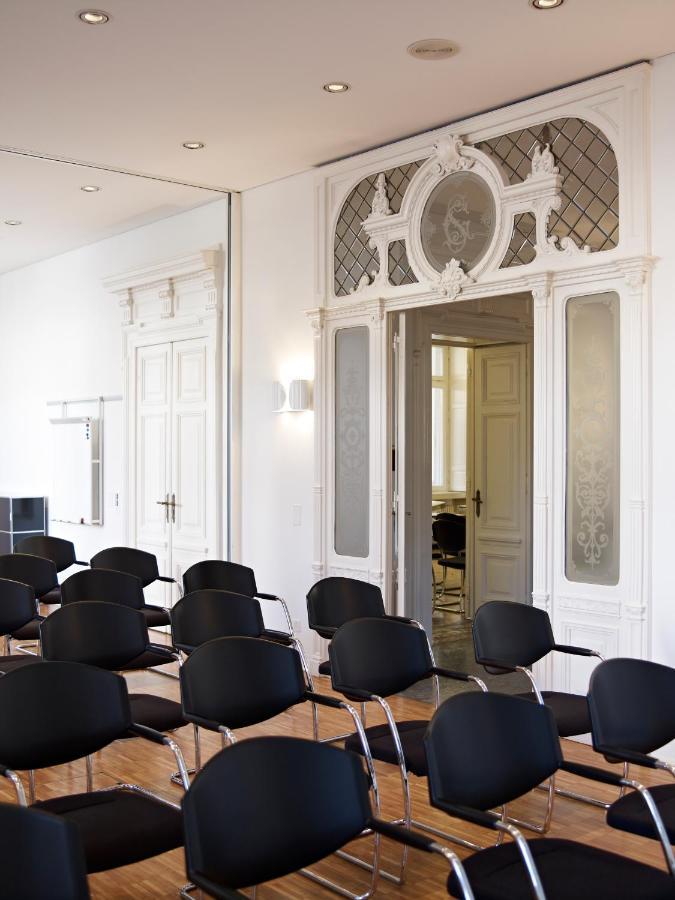 Business Center In Villa بيلينزونا المظهر الخارجي الصورة
